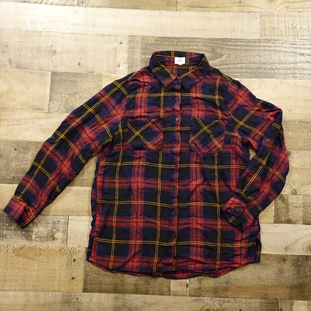 BKE Plaid Button-Up Shirt Women’s Large Red Navy Yellow Flannel Style Rayon‎